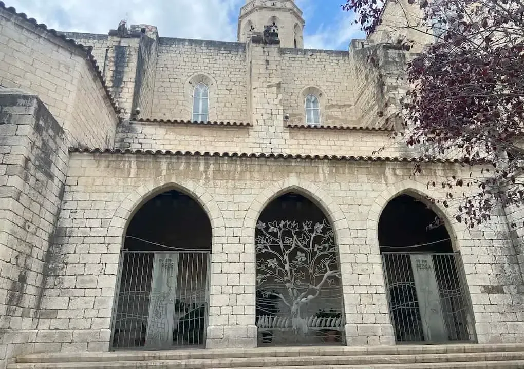Figueres y museo Dali